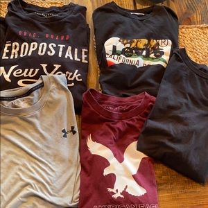 Lots of men’s small tshirts